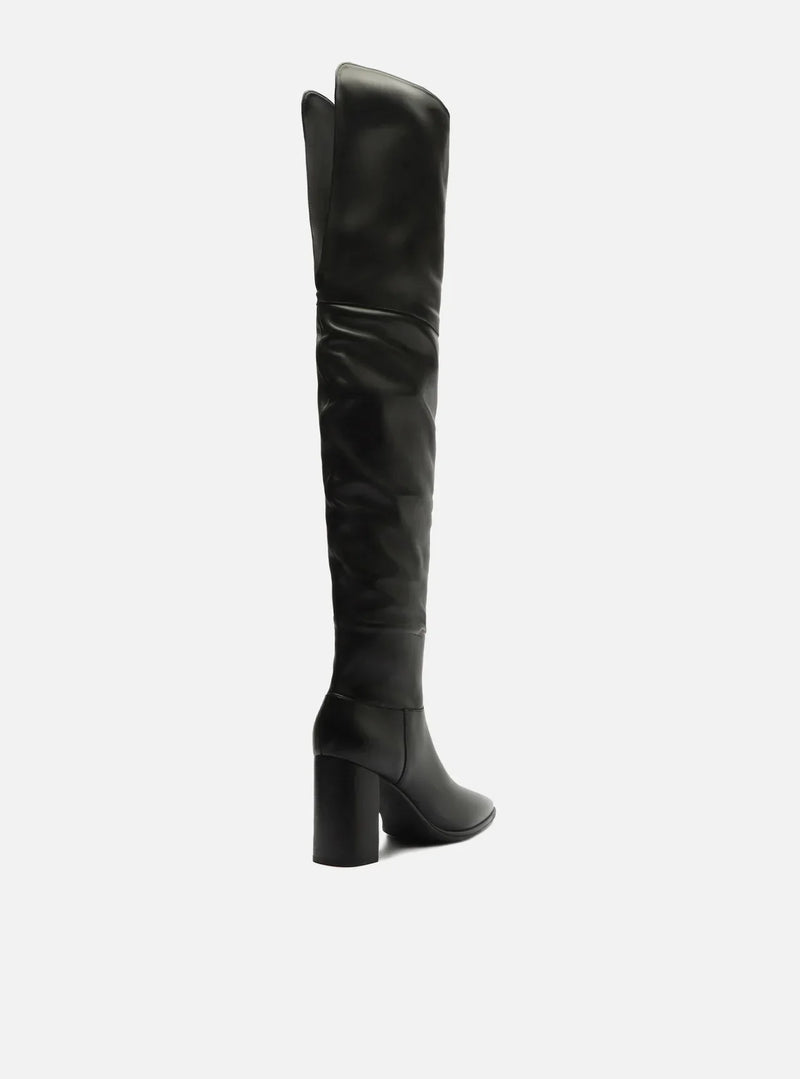 Bota Over The Knee Preta Couro Salto Alto